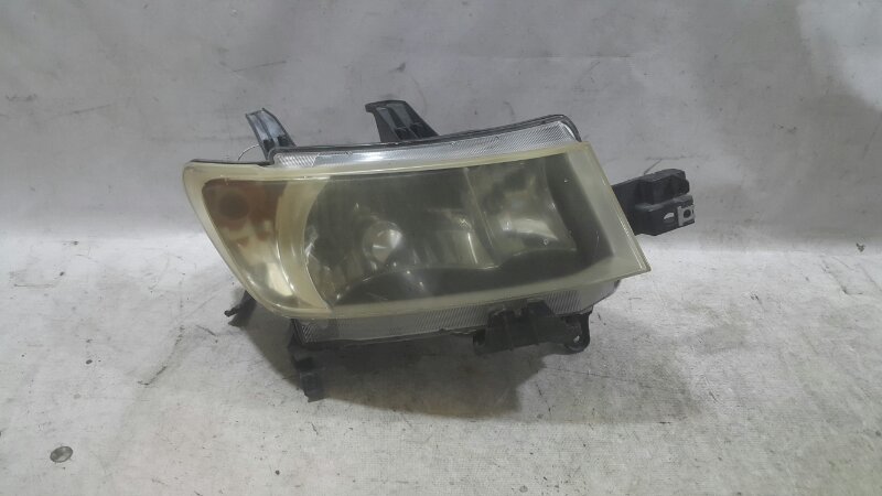 Фара TOYOTA BB QNC21 передняя правая (б/у)
