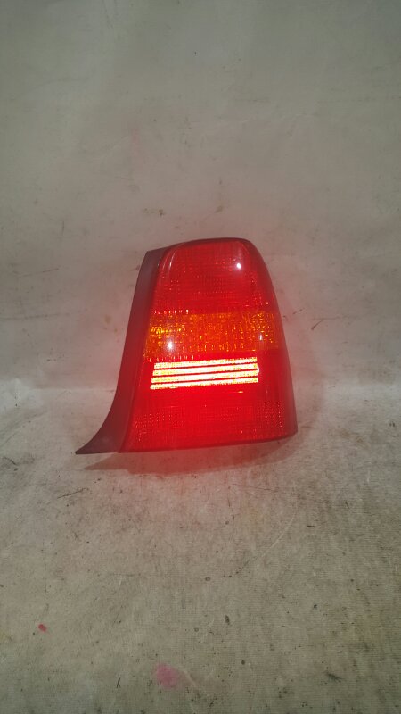 Стоп TOYOTA PROGRES JCG10 задний правый (б/у)