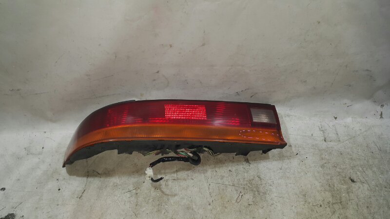 Стоп TOYOTA CHASER GX90 задний левый (б/у)
