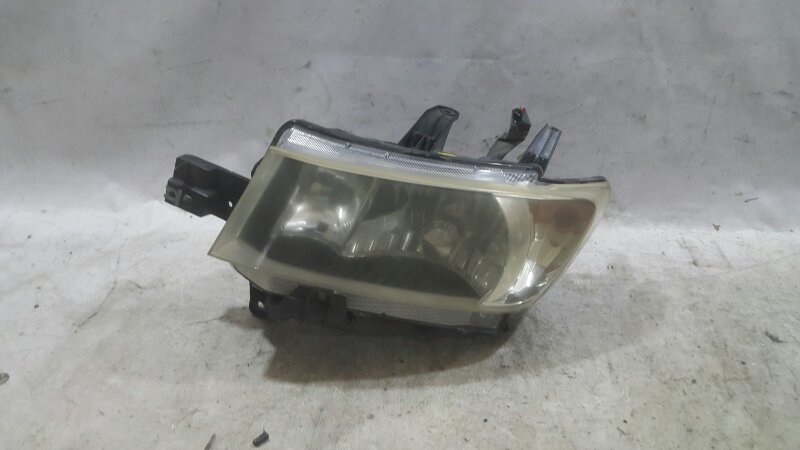 Фара TOYOTA BB QNC21 передняя левая (б/у)