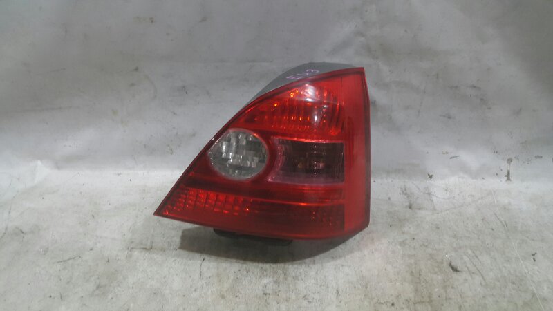 Стоп HONDA CIVIC EU3 задний правый (б/у)
