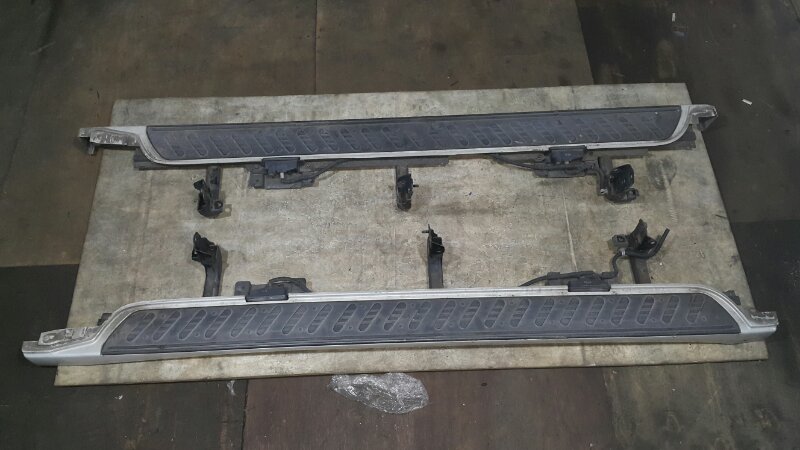 Подножка MITSUBISHI PAJERO V73W (б/у) Подножка MITSUBISHI PAJERO V73W (б/у)