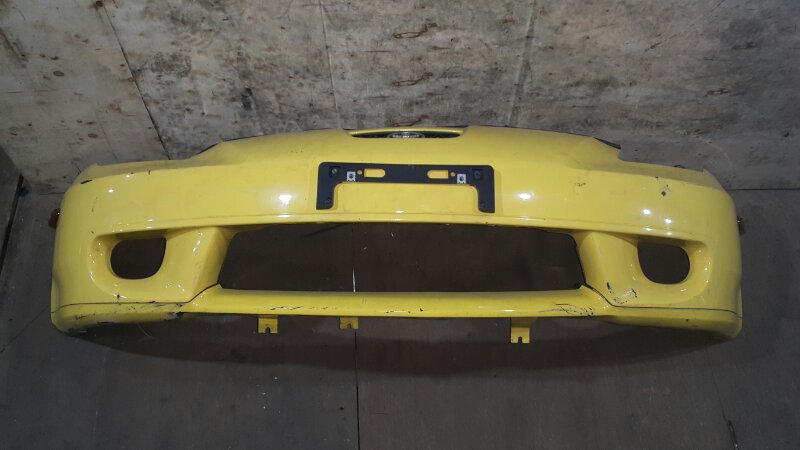 Бампер TOYOTA CELICA ZZT231 передний (б/у) Бампер TOYOTA CELICA ZZT231 передний (б/у)