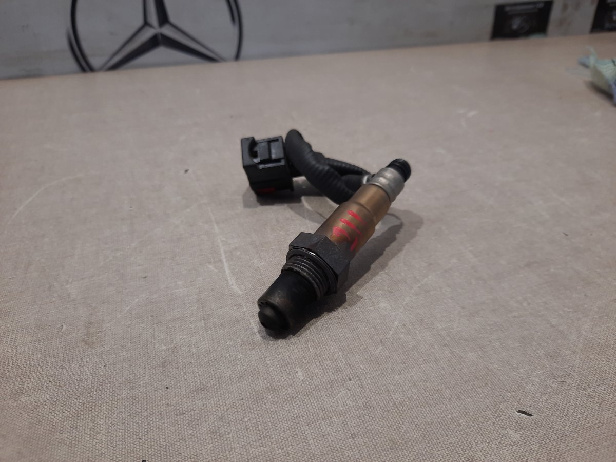 Лямбда-зонд Mercedes E350 2005 W211 272.964 A0045420718 контрактная