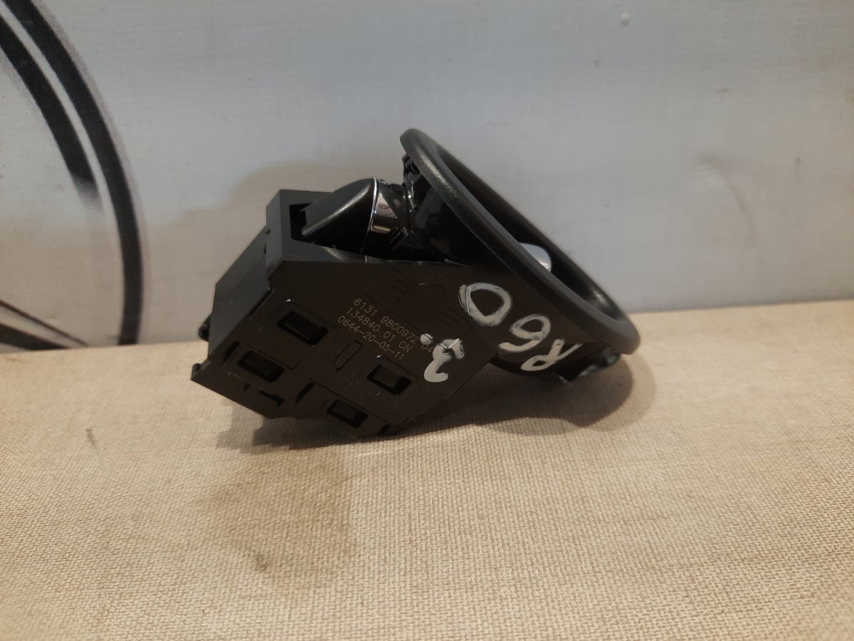 Кнопка стеклоподъемника MINI Countryman R60 N16B16A