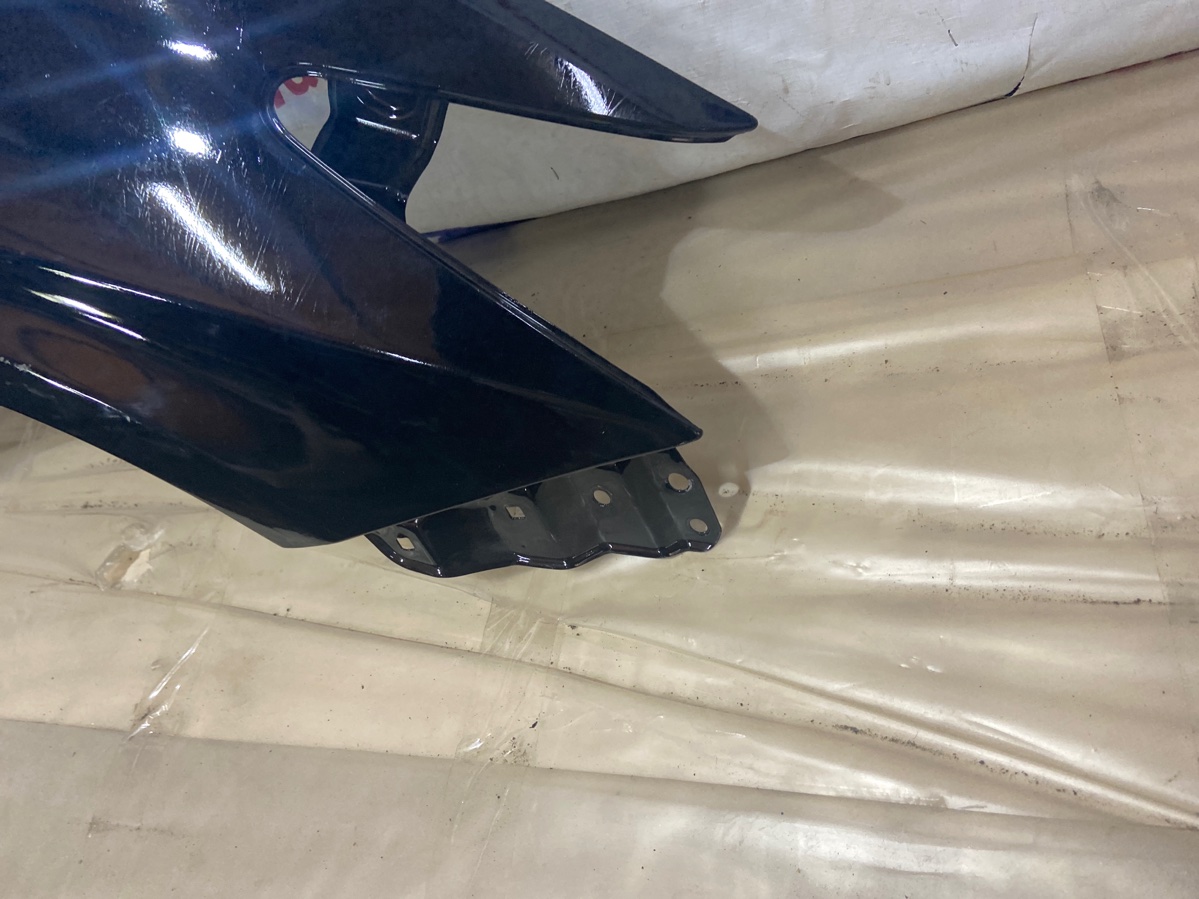 Крыло переднее правое Prius 2012 xw30