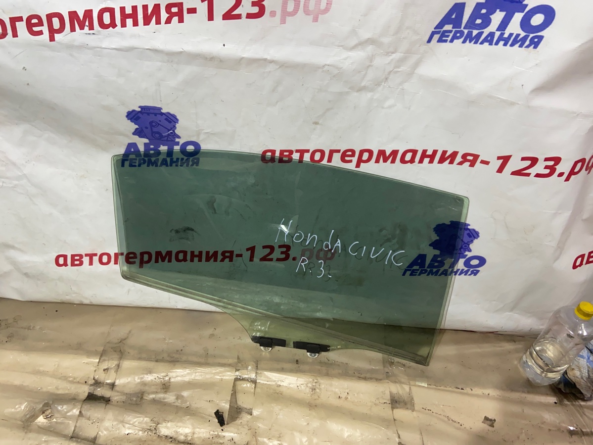 Стекло двери заднее правое Honda Civic 2007 VIII 73400SNBE00 контрактная