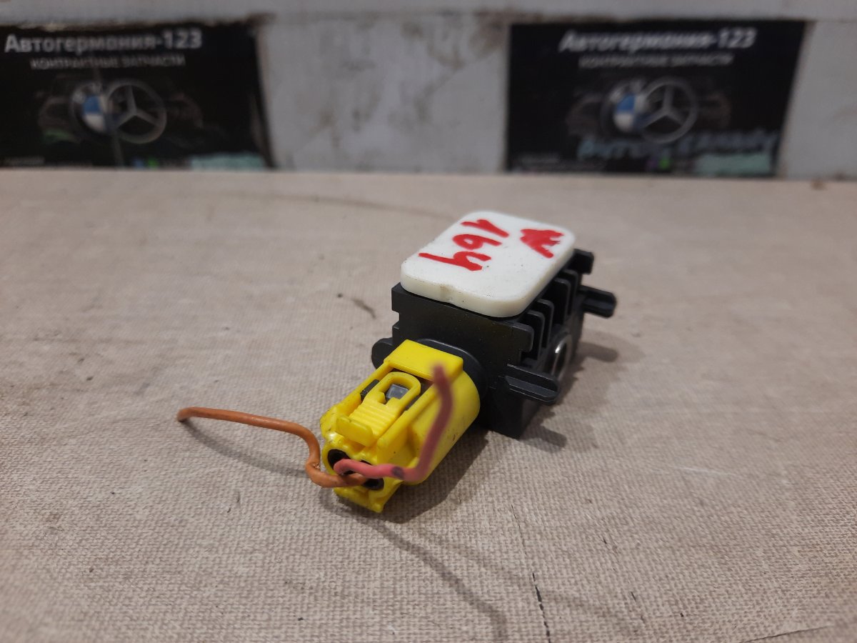 Датчик airbag ML350 2006 W164 272.967