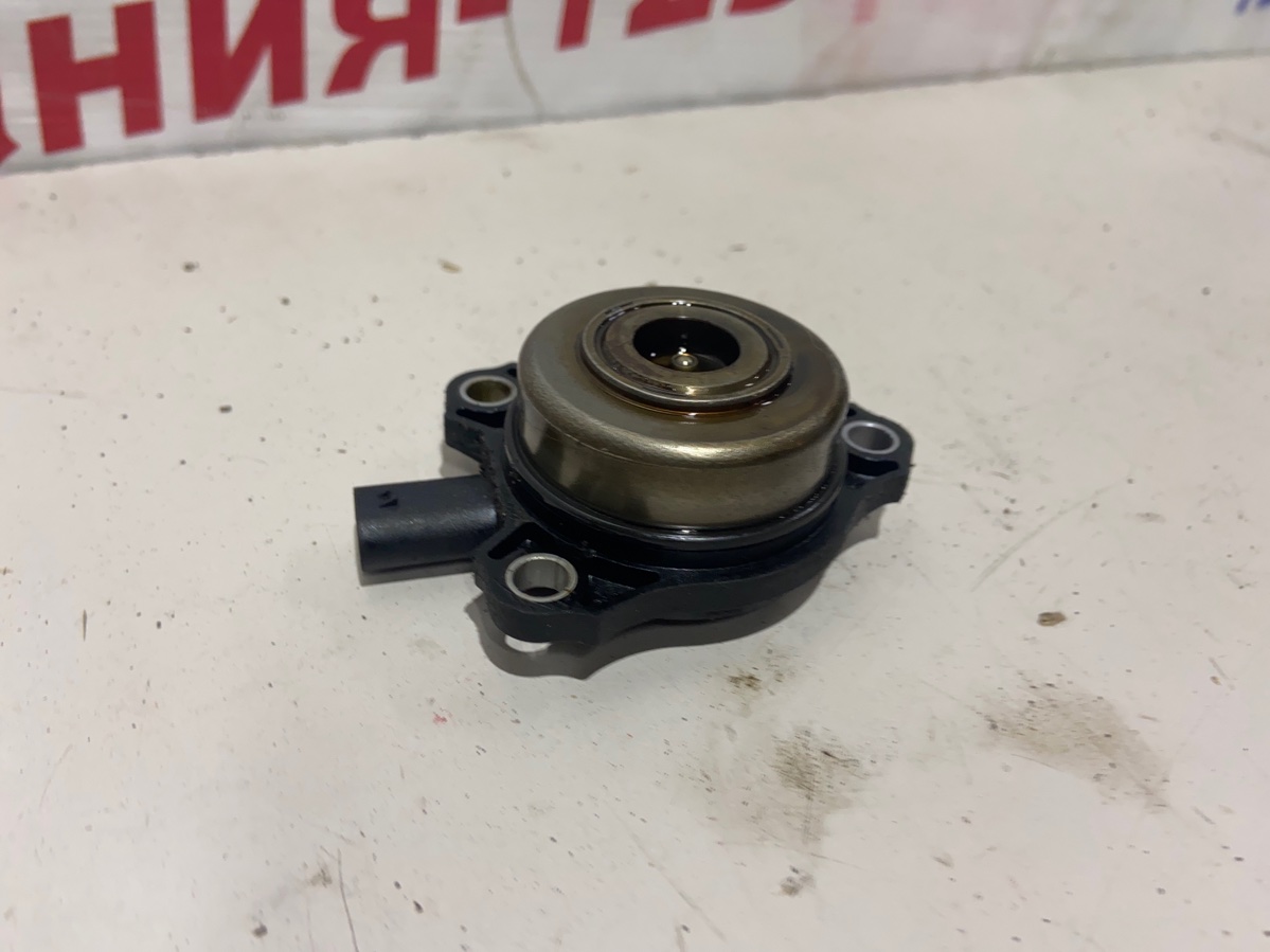 Датчик положения распредвала левый GL550 2006 X164 273.963