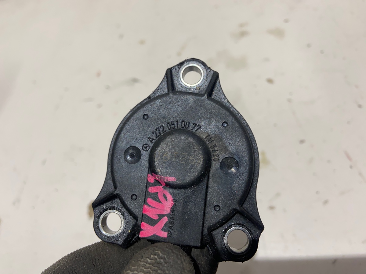 Датчик положения распредвала левый GL550 2006 X164 273.963