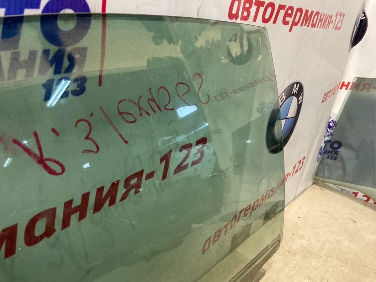 Стекло двери заднее правое IS 2007 II