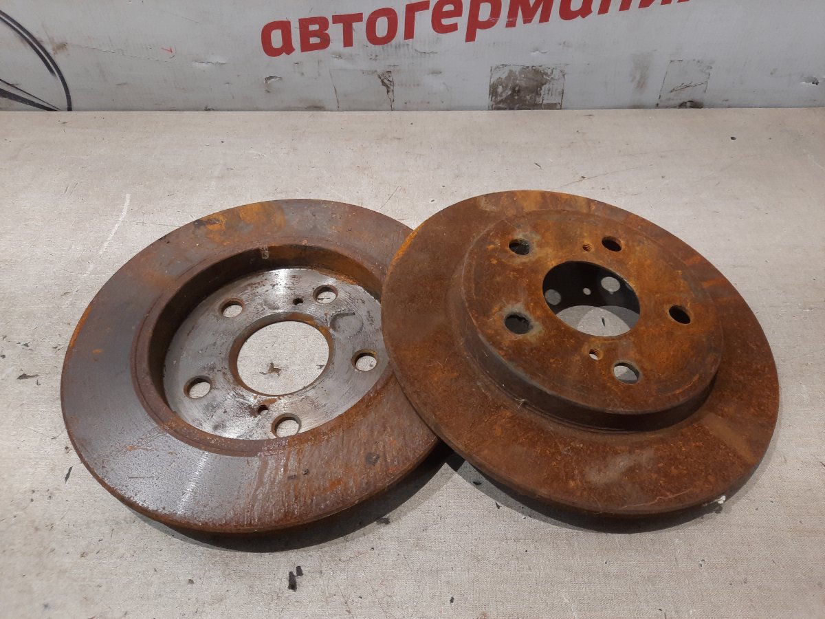 Диски тормозные задние Toyota Corolla E150 Диски тормозные задние Toyota Corolla E150