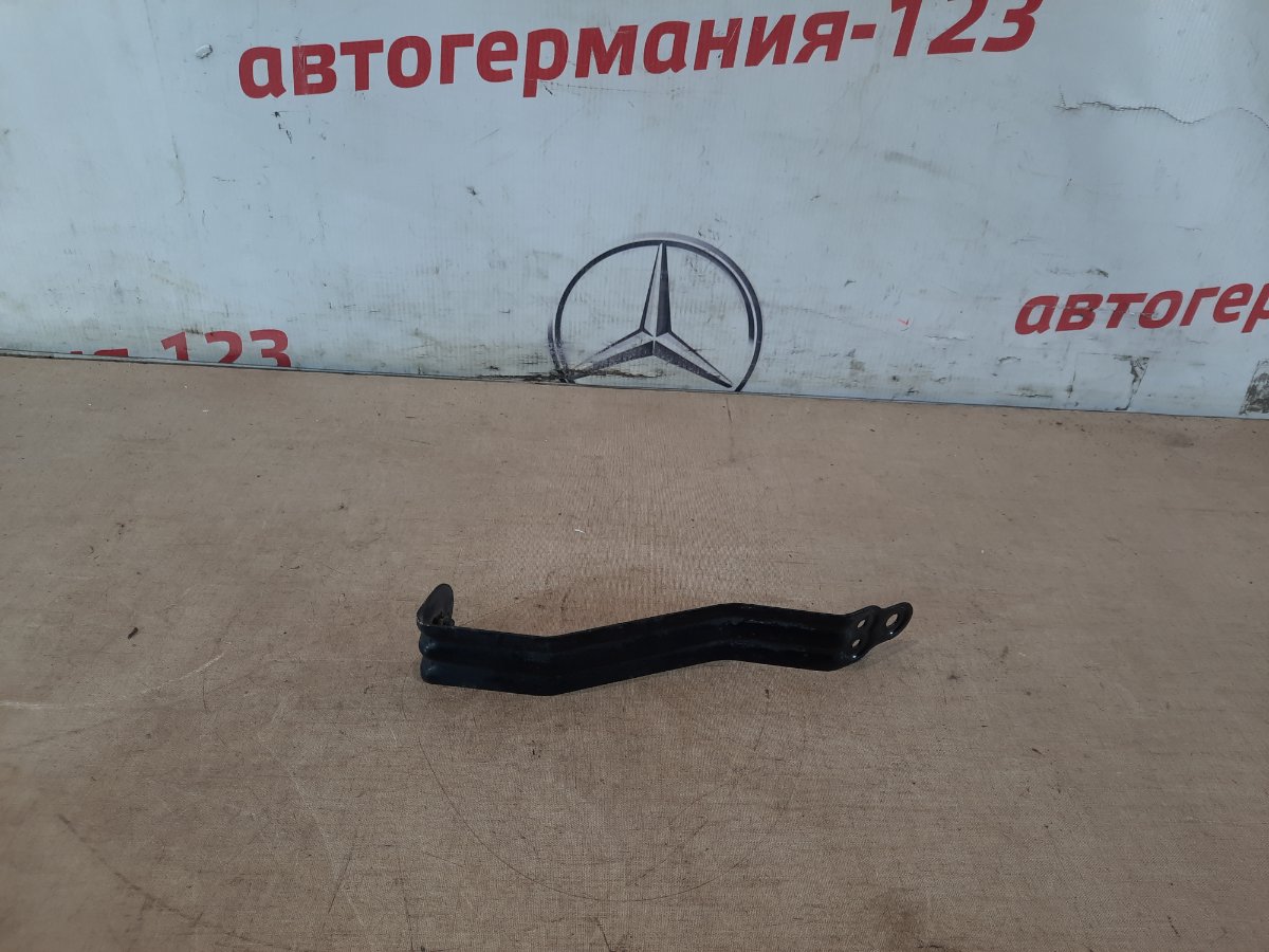 Кронштейн бампера задний MINI Countryman 2011 R60 N18B16A 51129802113 контрактная