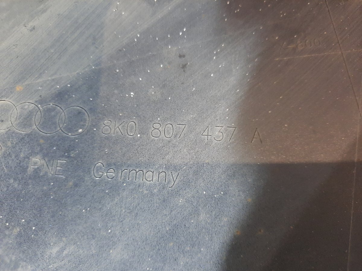 Бампер передний A4 2010 B8