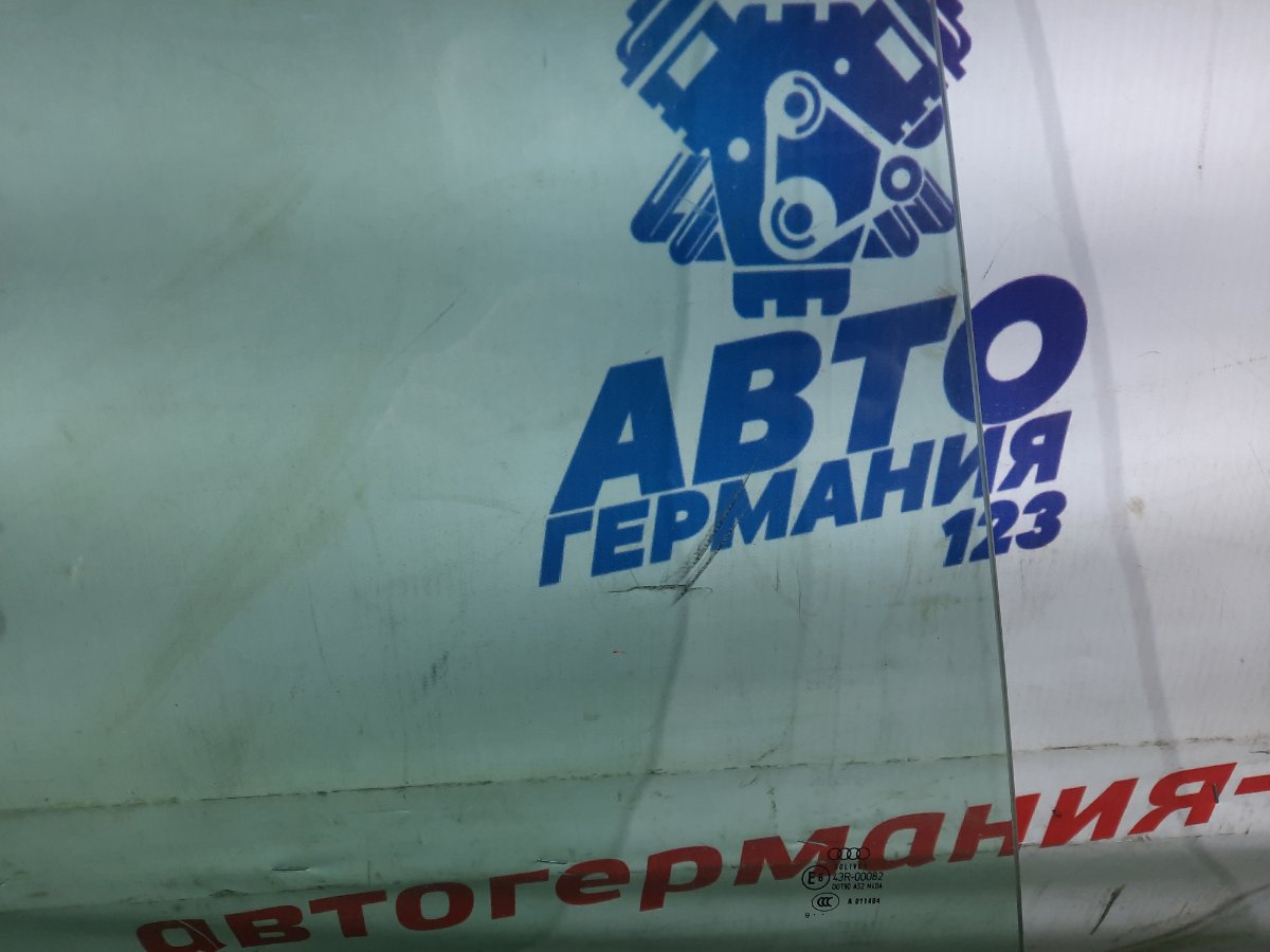 Стекло двери заднее правое A5 2009 8T Стекло двери заднее правое A5 2009 8T