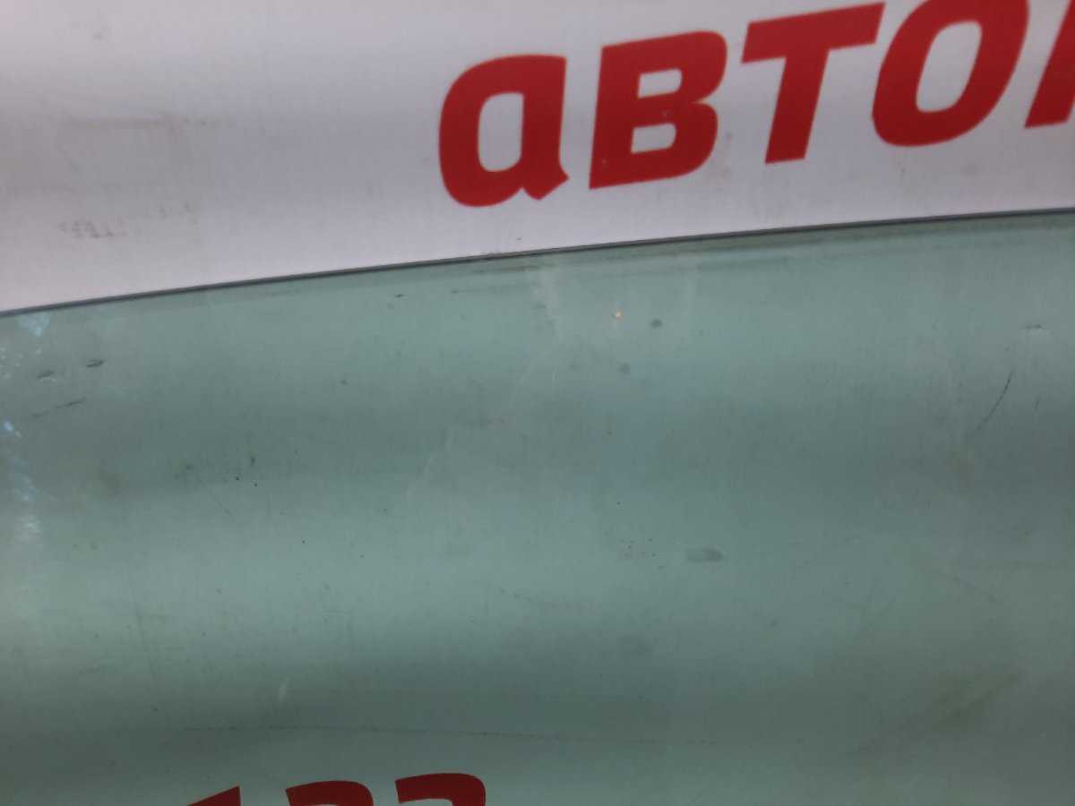 Стекло двери заднее правое A5 2009 8T Стекло двери заднее правое A5 2009 8T