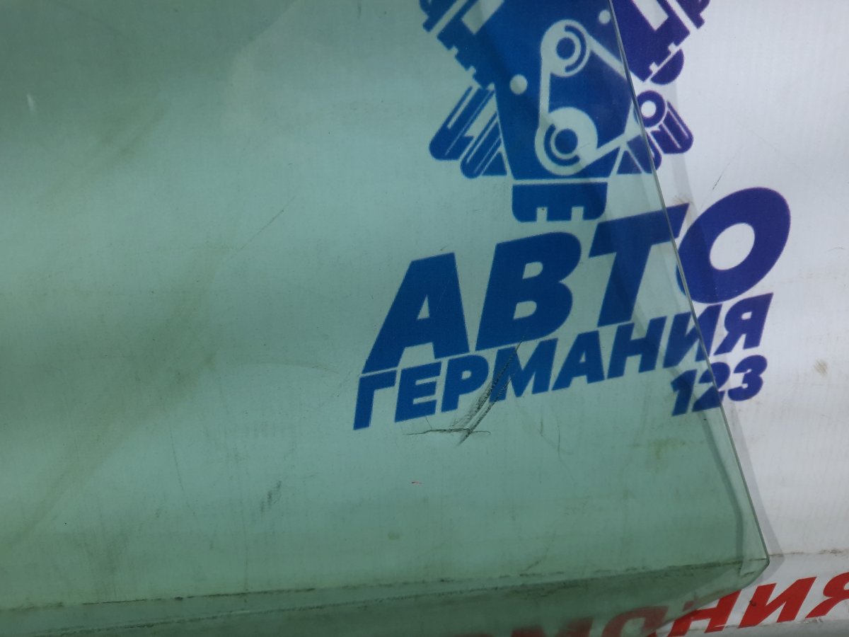 Стекло двери заднее правое A5 2009 8T Стекло двери заднее правое A5 2009 8T