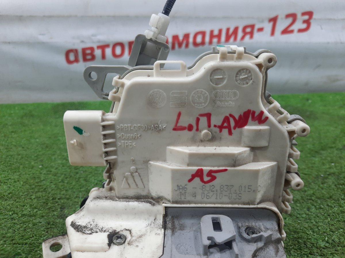 Замок двери передний левый Audi A5 8T