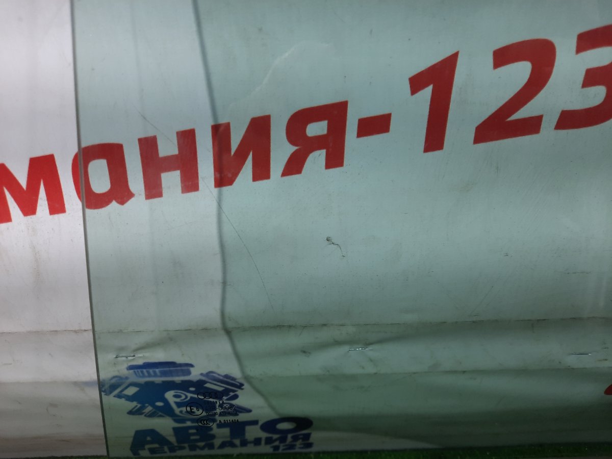 Стекло двери заднее левое A5 2009 8T
