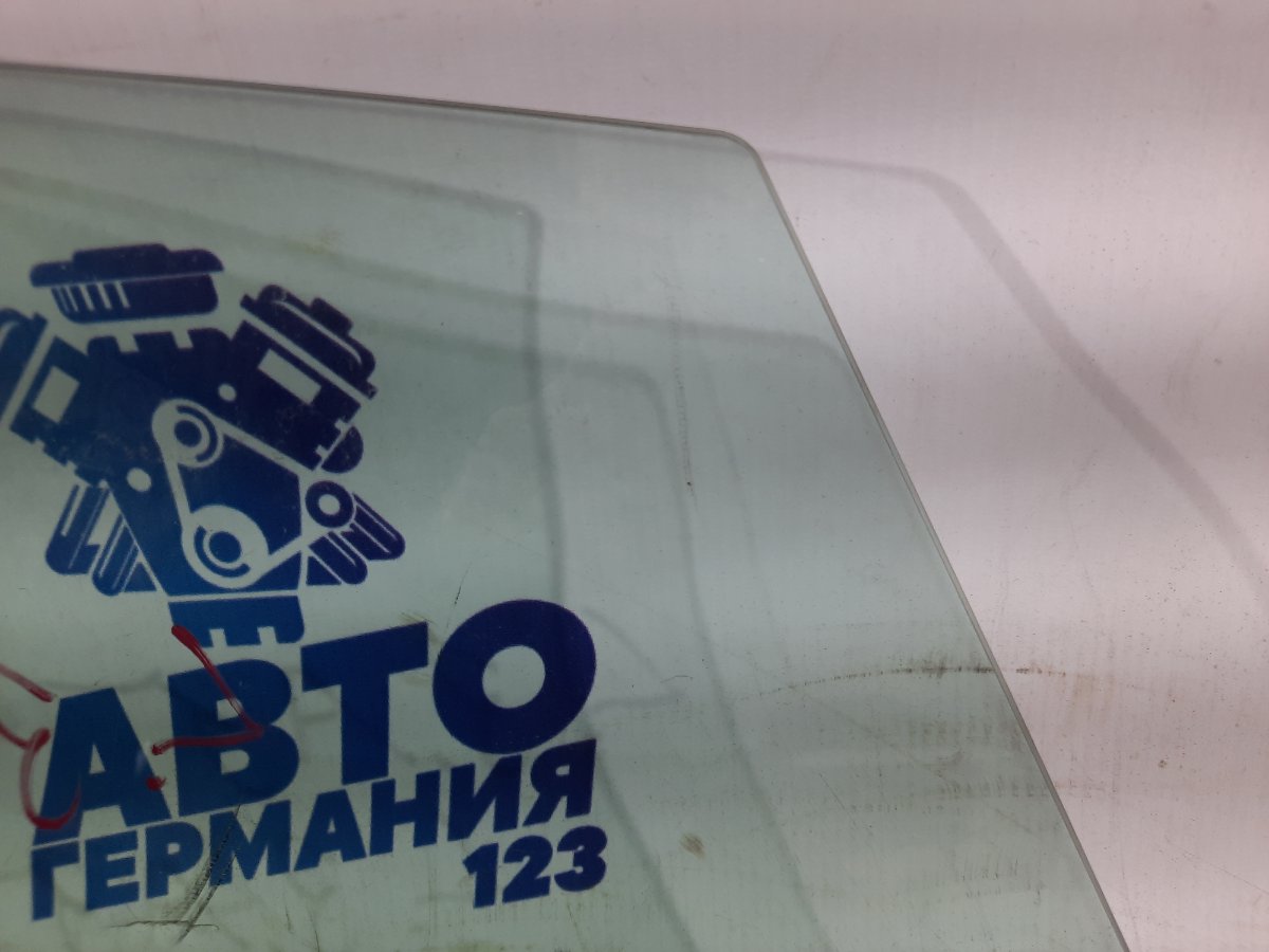 Стекло двери заднее левое A5 2009 8T