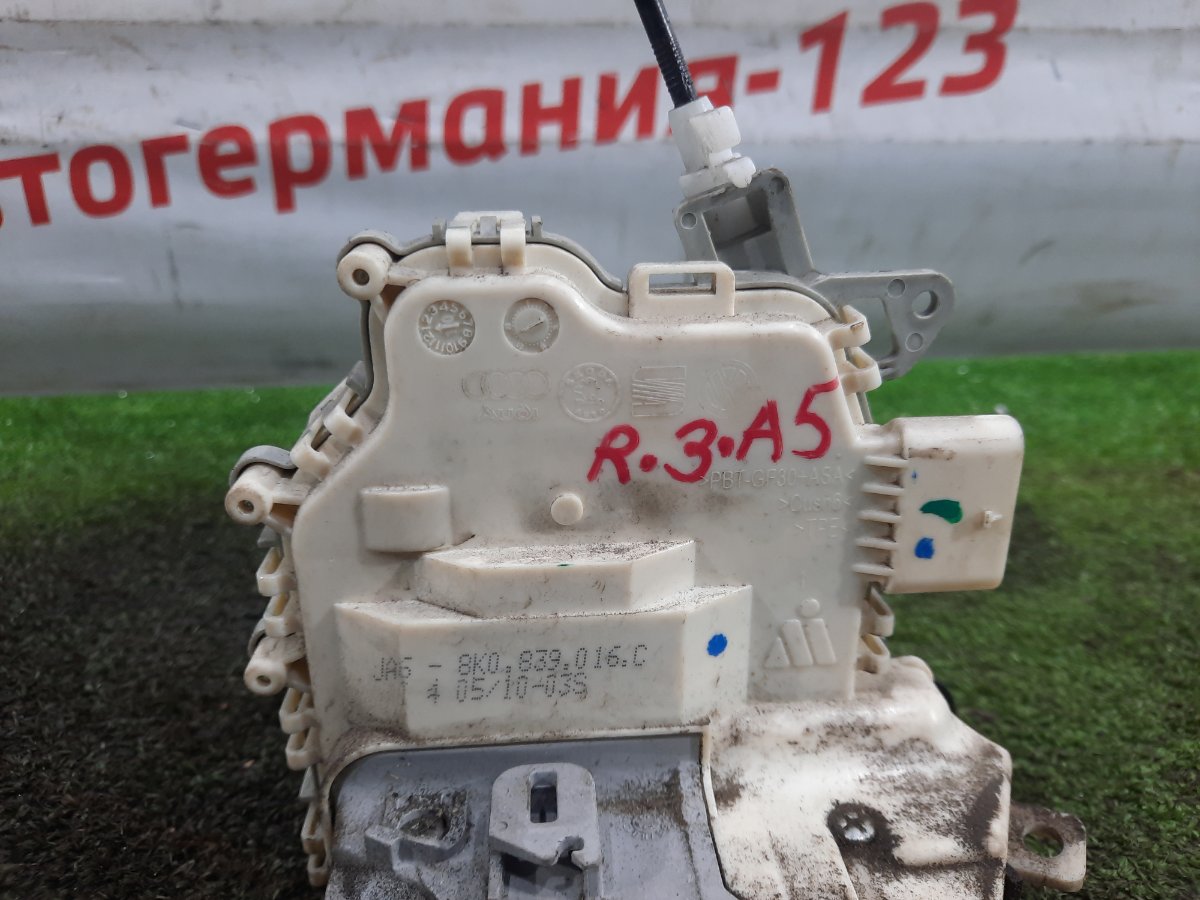Замок двери задний правый A5 2009 8T