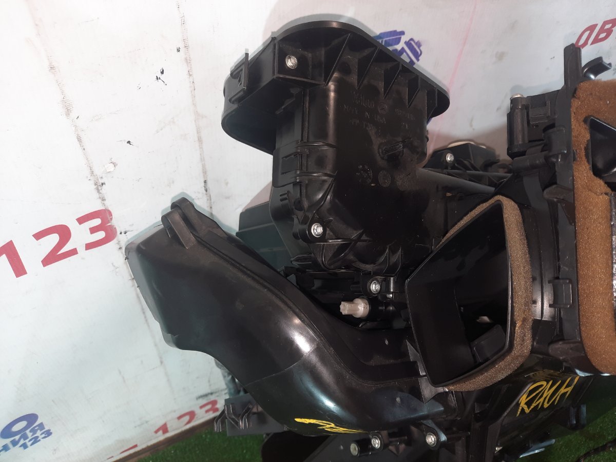 Корпус печки GL450 2006 X164 273.923