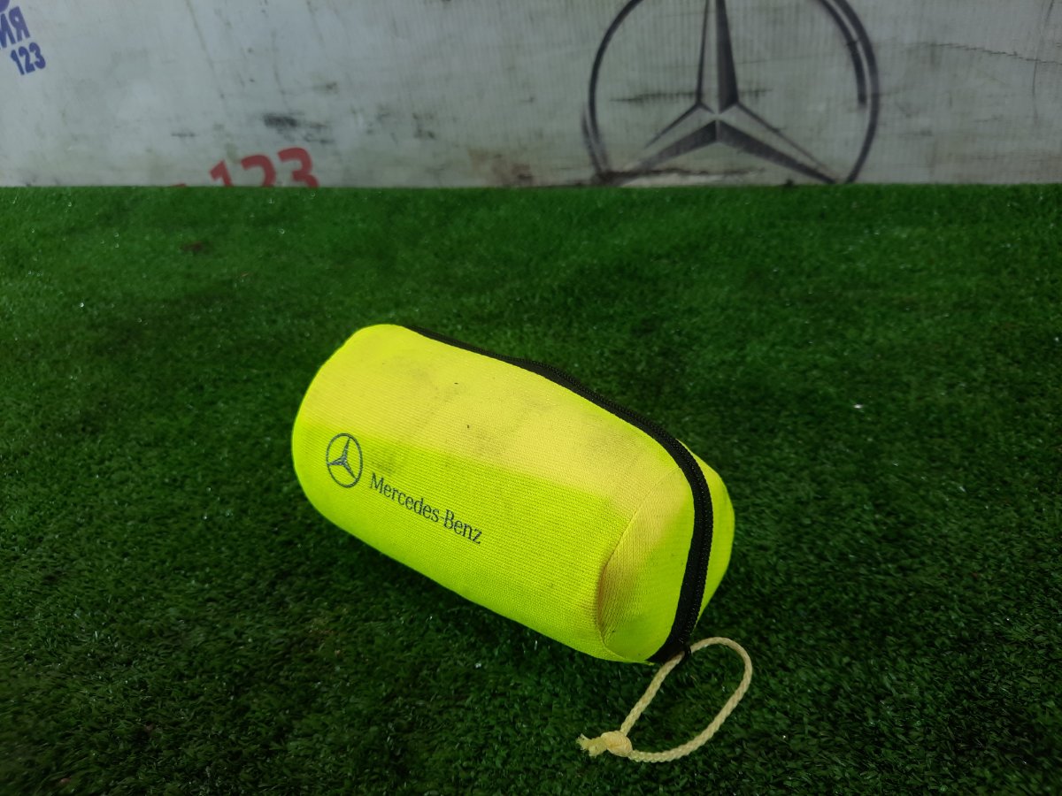 Светоотражающий жилет C180 2014 W205 274.910 Светоотражающий жилет C180 2014 W205 274.910