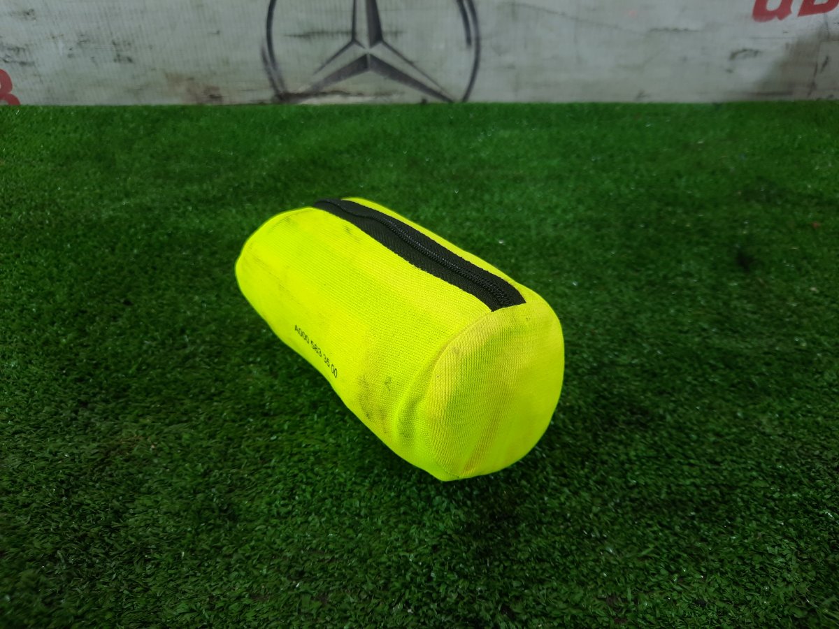 Светоотражающий жилет C180 2014 W205 274.910 Светоотражающий жилет C180 2014 W205 274.910