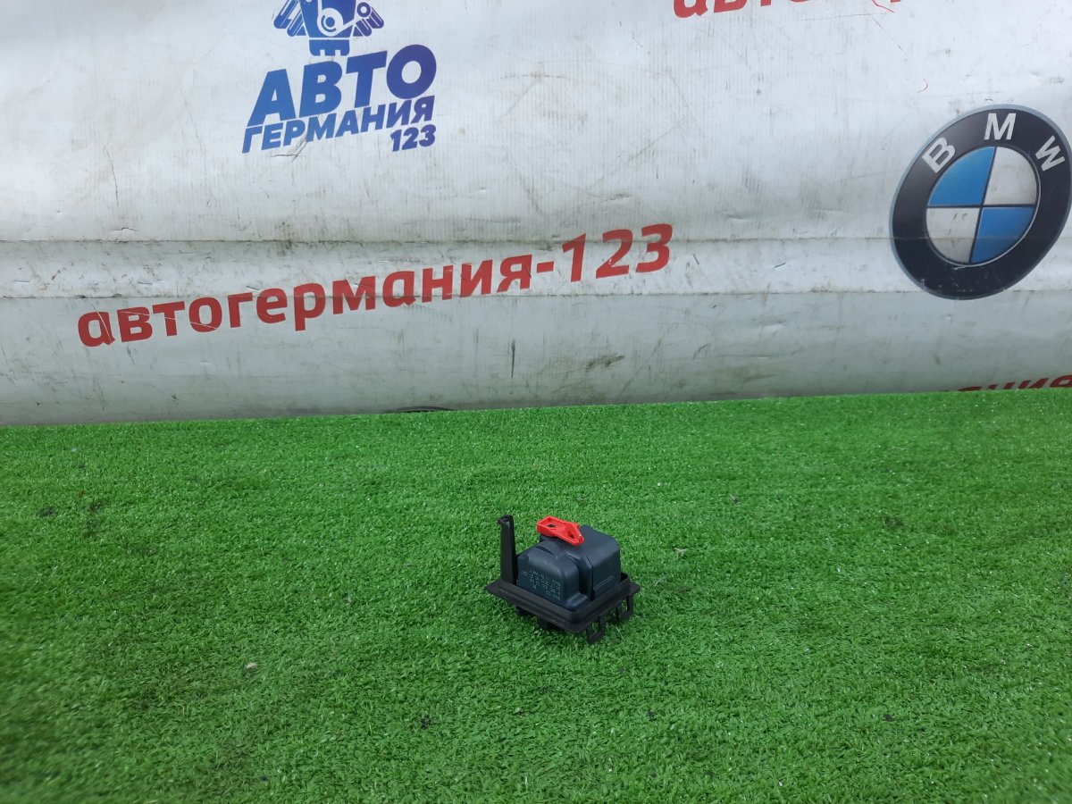 Замок лючка бензобака Mercedes GLC250 2018 X253 274.920 A0008202303 контрактная