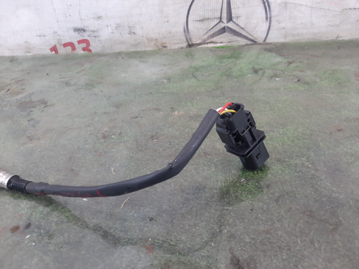 Лямбда-зонд E300 2013 W212 276.952 Лямбда-зонд E300 2013 W212 276.952