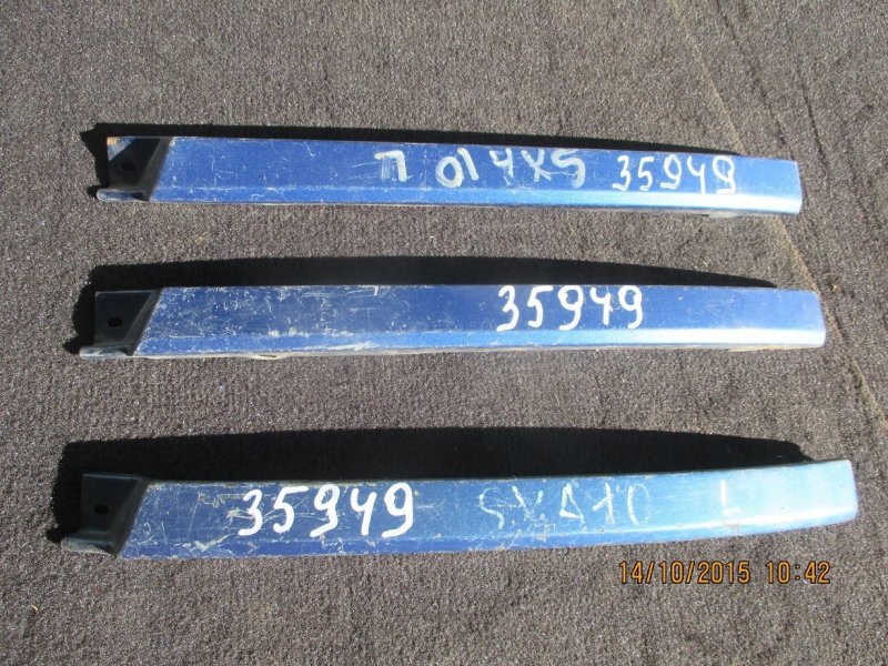 Планка под фару левая Toyota RAV4 SXA10 53932-42010 контрактная