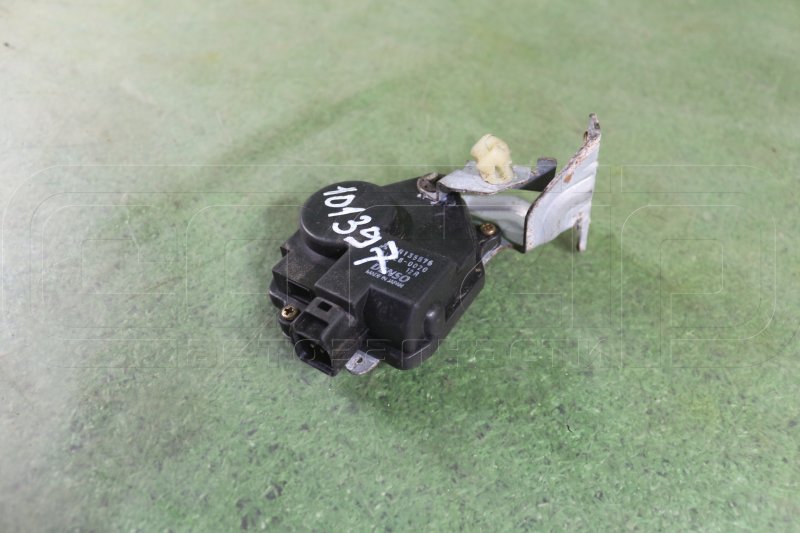 Активатор замка двери задний правый LANCER EVOLUTION CN9A Активатор замка двери задний правый LANCER EVOLUTION CN9A