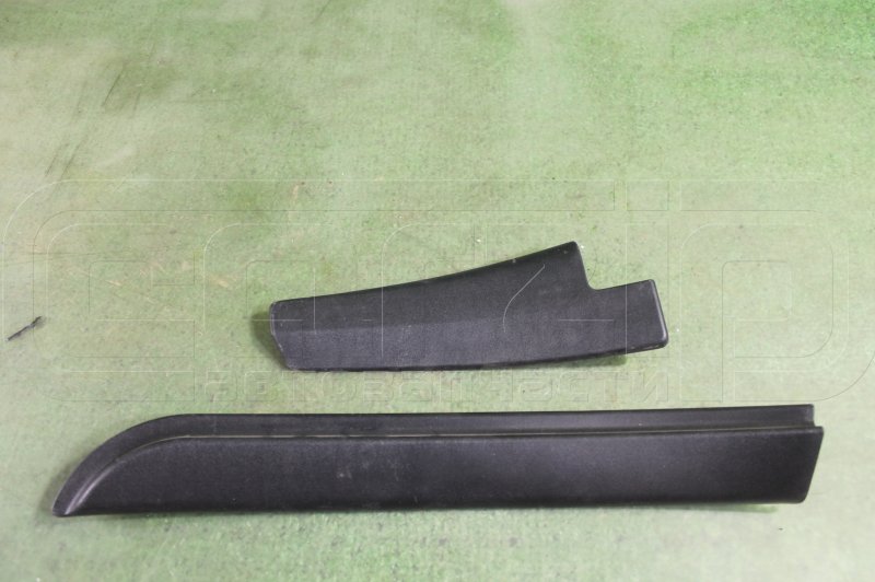 Накладка на дверь задняя левая Toyota Wish 2004 ANE11 1AZFSE 67674-68010 контрактная