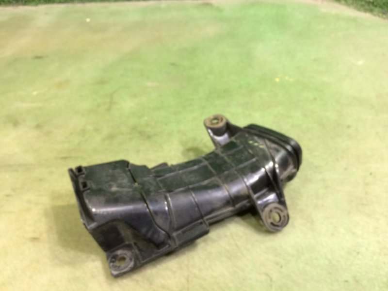 Воздуховод Shuttle 2017 GP7 LEB