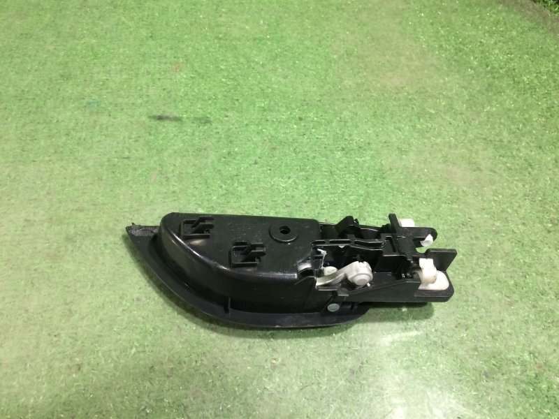 Ручка двери внутренняя задняя левая HONDA Fit Shuttle GP2 Ручка двери внутренняя задняя левая HONDA Fit Shuttle GP2