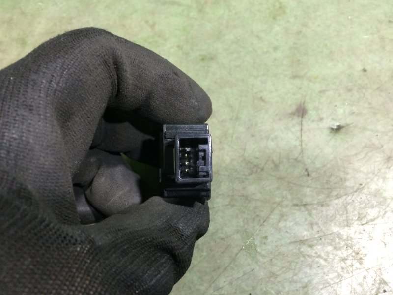 Кнопка корректора фар Toyota Passo KGC30 1KR