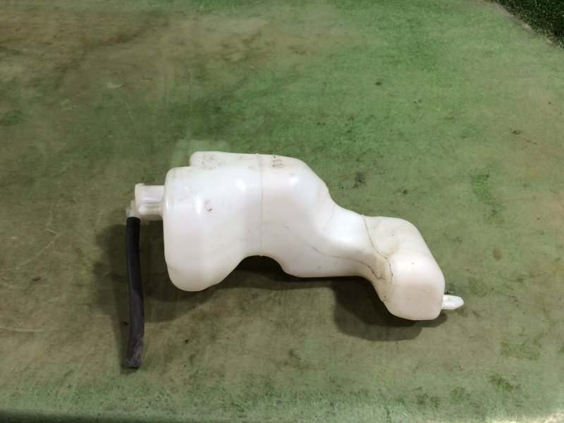 Бачок расширительный Toyota Passo KGC30 1KR-FE