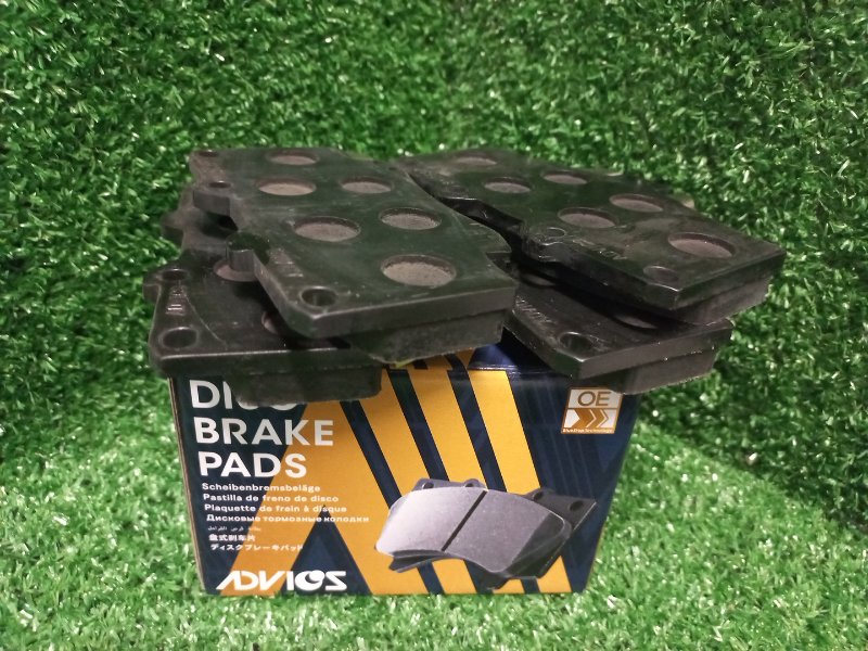 Колодки тормозные ADVICS SN253P 04465-35040 новая