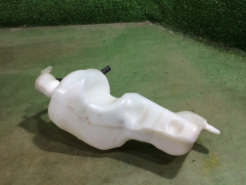 Бачок расширительный Passo 2013 KGC30 1KR-FE