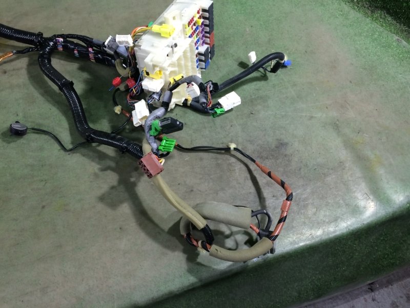 Проводка под торпедо Fit Shuttle 2011 GG7 L15A Проводка под торпедо Fit Shuttle 2011 GG7 L15A