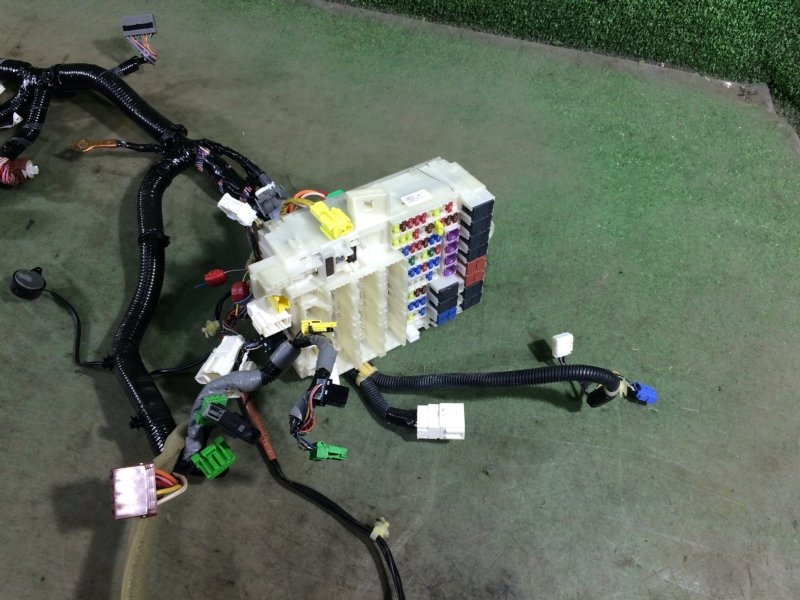 Проводка под торпедо Fit Shuttle 2011 GG7 L15A Проводка под торпедо Fit Shuttle 2011 GG7 L15A