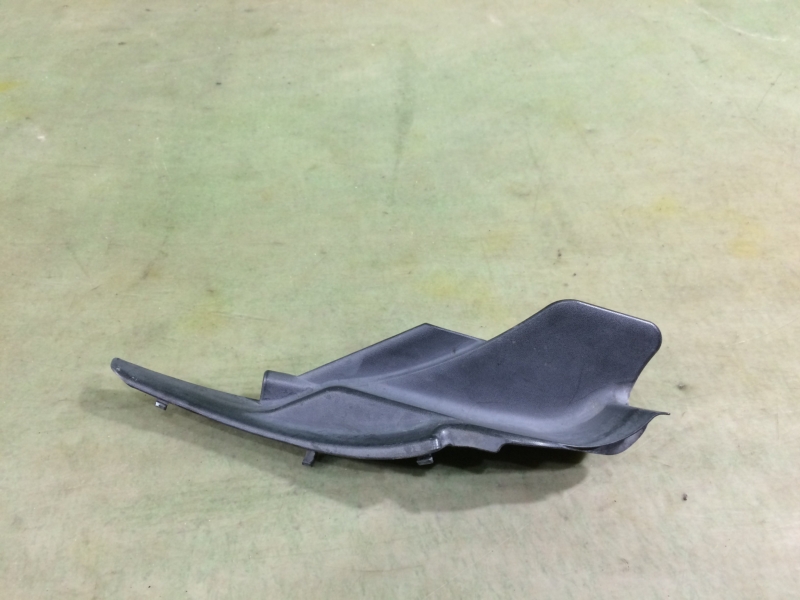 Уголок жабо правый Impreza XV 2010 GH3 EL154