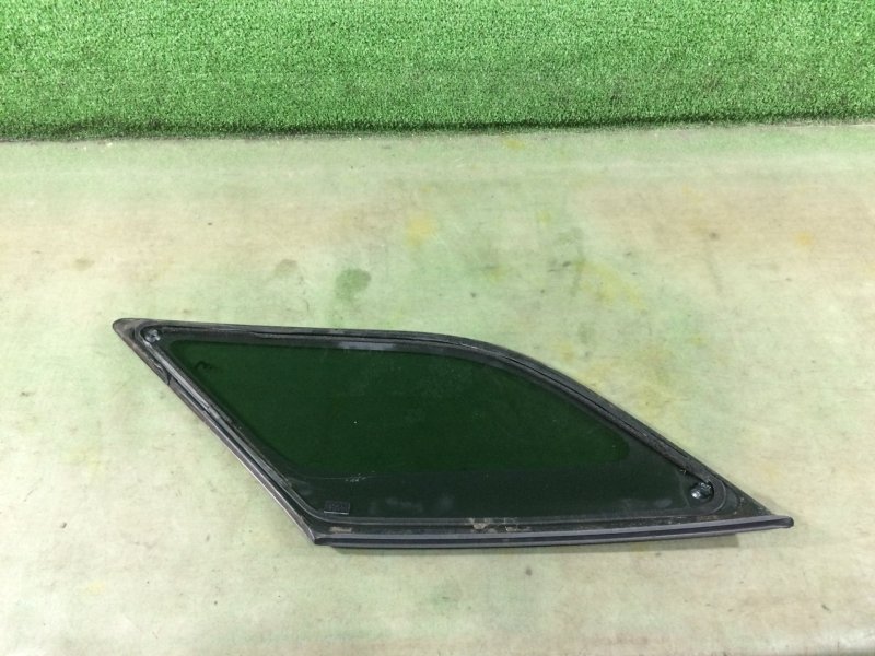 Стекло собачника левое GG2 Стекло собачника левое GG2