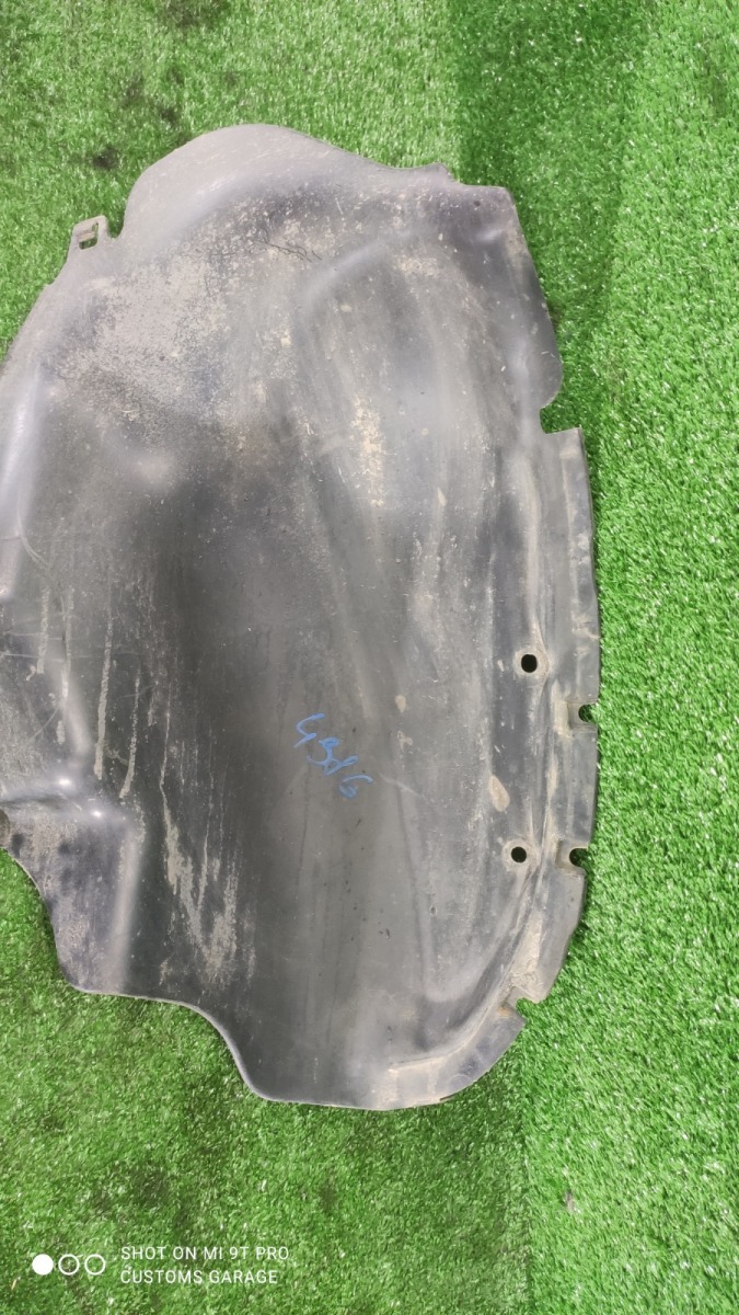 Подкрылок задний левый RX300 1999 MCU15 1MZ Подкрылок задний левый RX300 1999 MCU15 1MZ