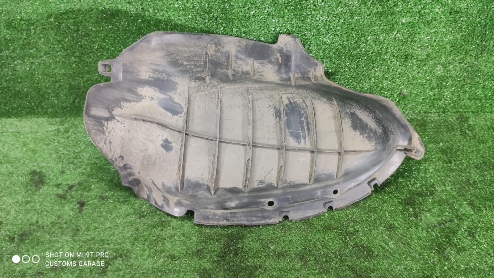 Подкрылок задний левый RX300 1999 MCU15 1MZ Подкрылок задний левый RX300 1999 MCU15 1MZ