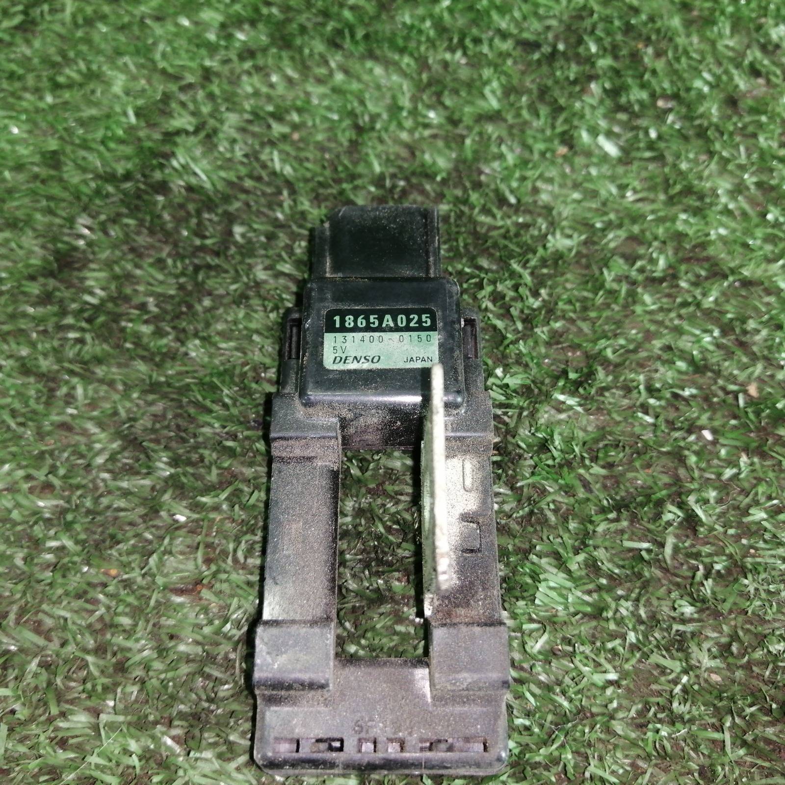 Датчик напряжения батареи MITSUBISHI OUTLANDER 2006 CW5W 4b12 1865A025 контрактная