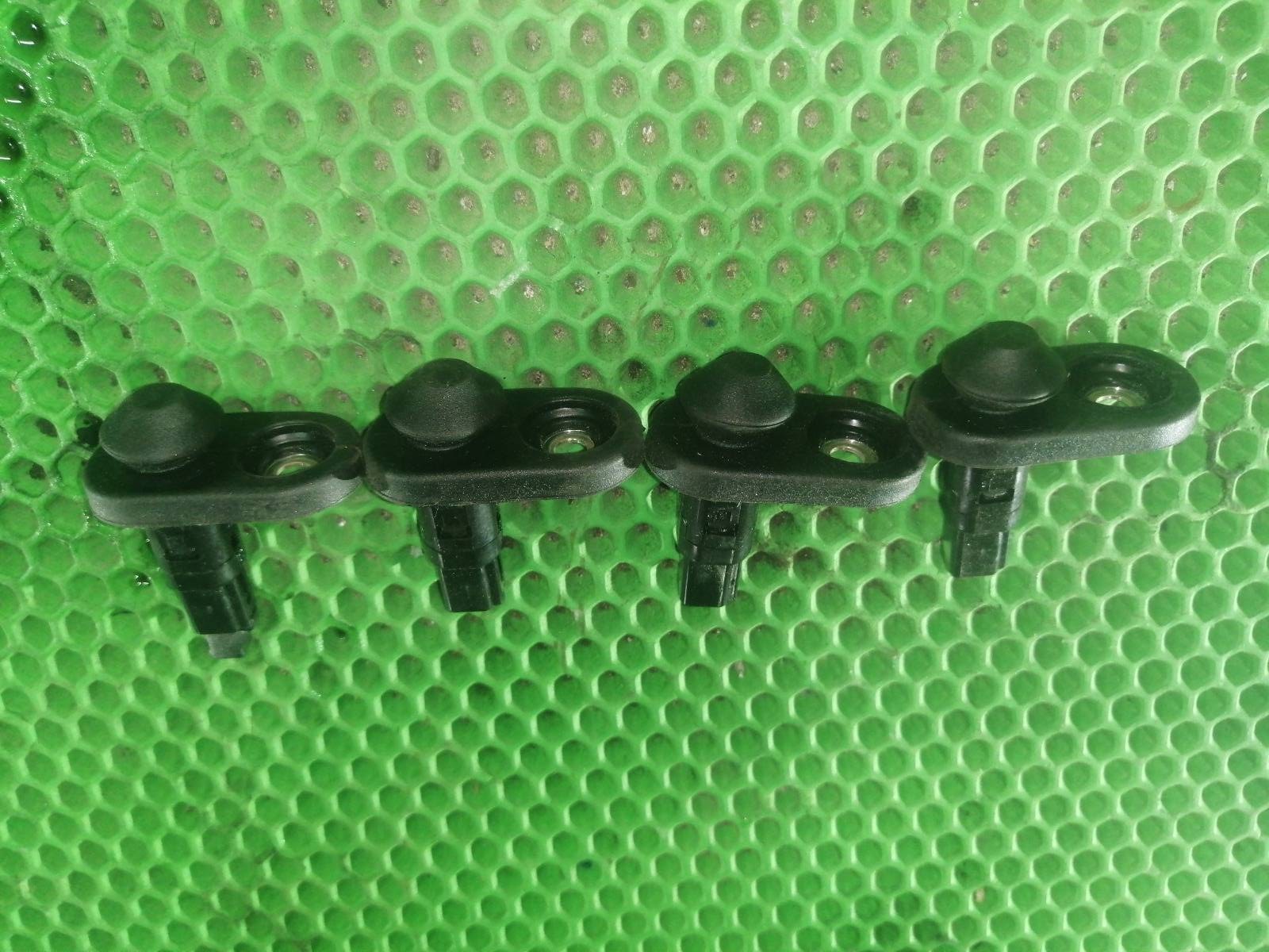 Концевик двери CAMRY 2004 ACV30 2AZ-FE