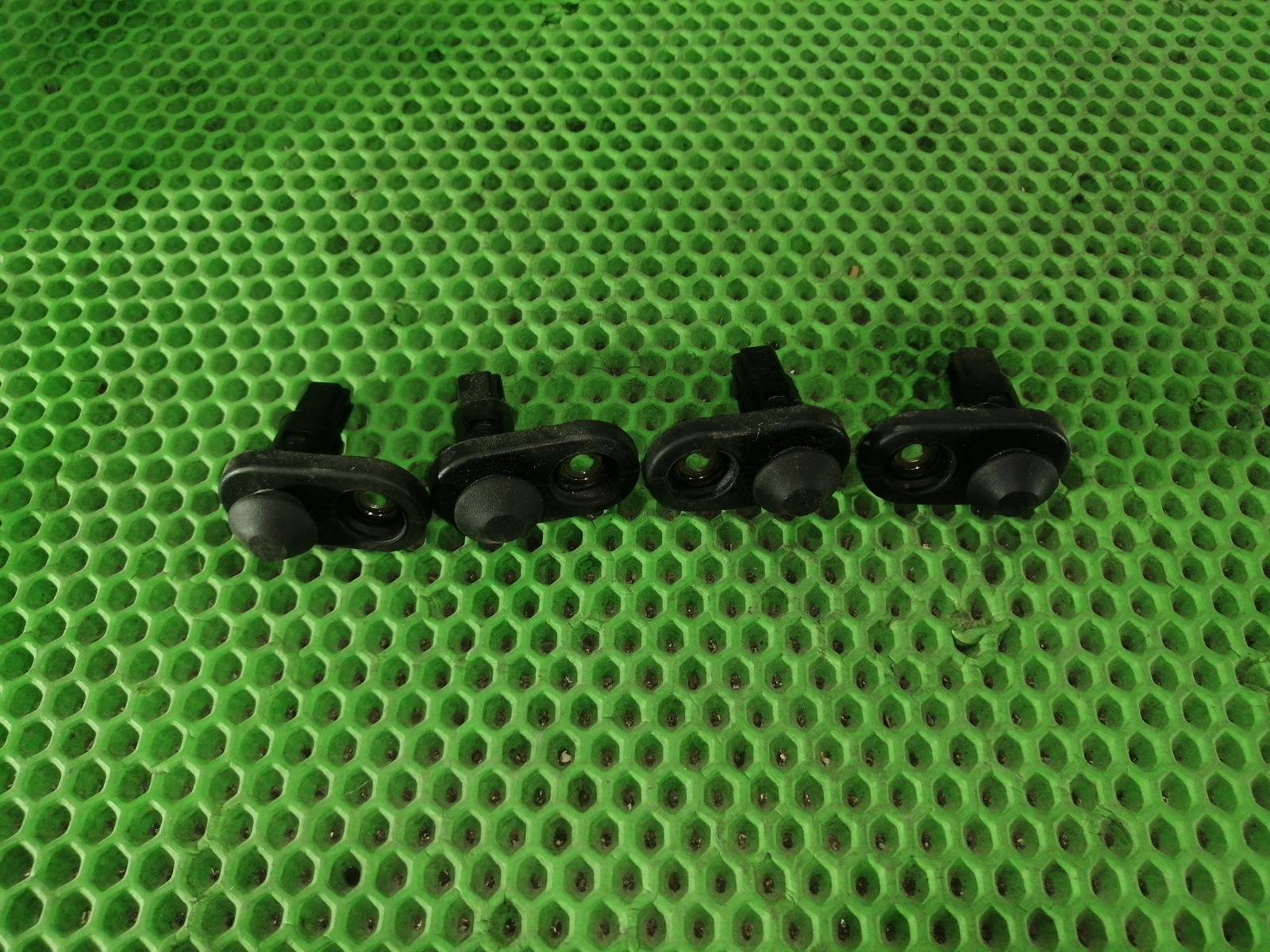 Концевик двери TOYOTA CAMRY 2005 ACV30 2AZ-FE 8423160070 контрактная