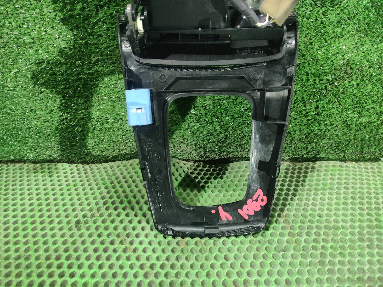 Консоль КПП Forester 2006 SG5 EJ205