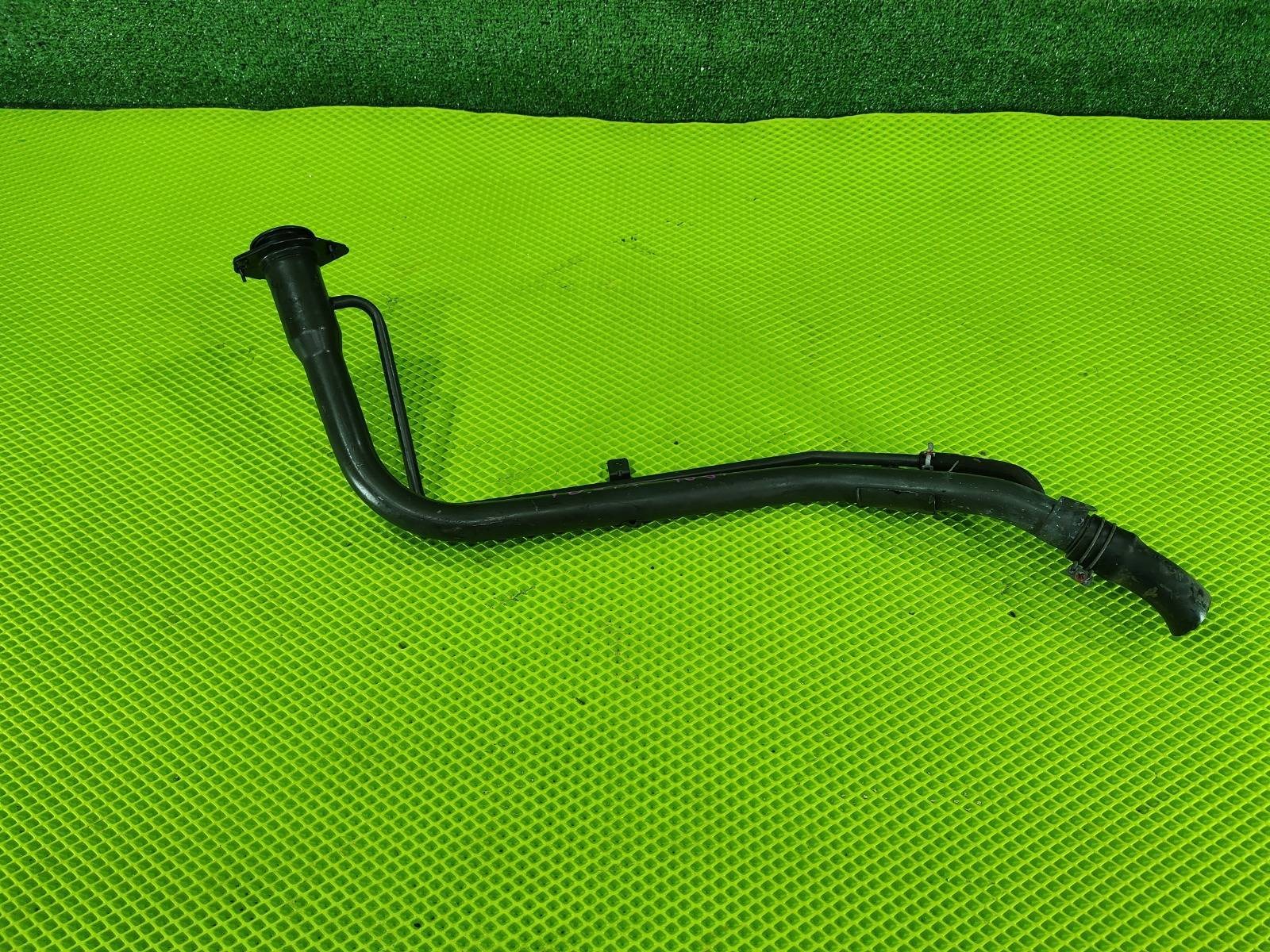 Горловина топливного бака Escudo 2005 TD94W H27A